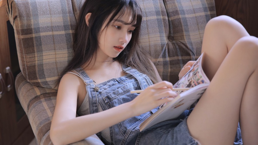 70糙汉‍​⁠宠娇气锦鲤当硬汉遇见软萌